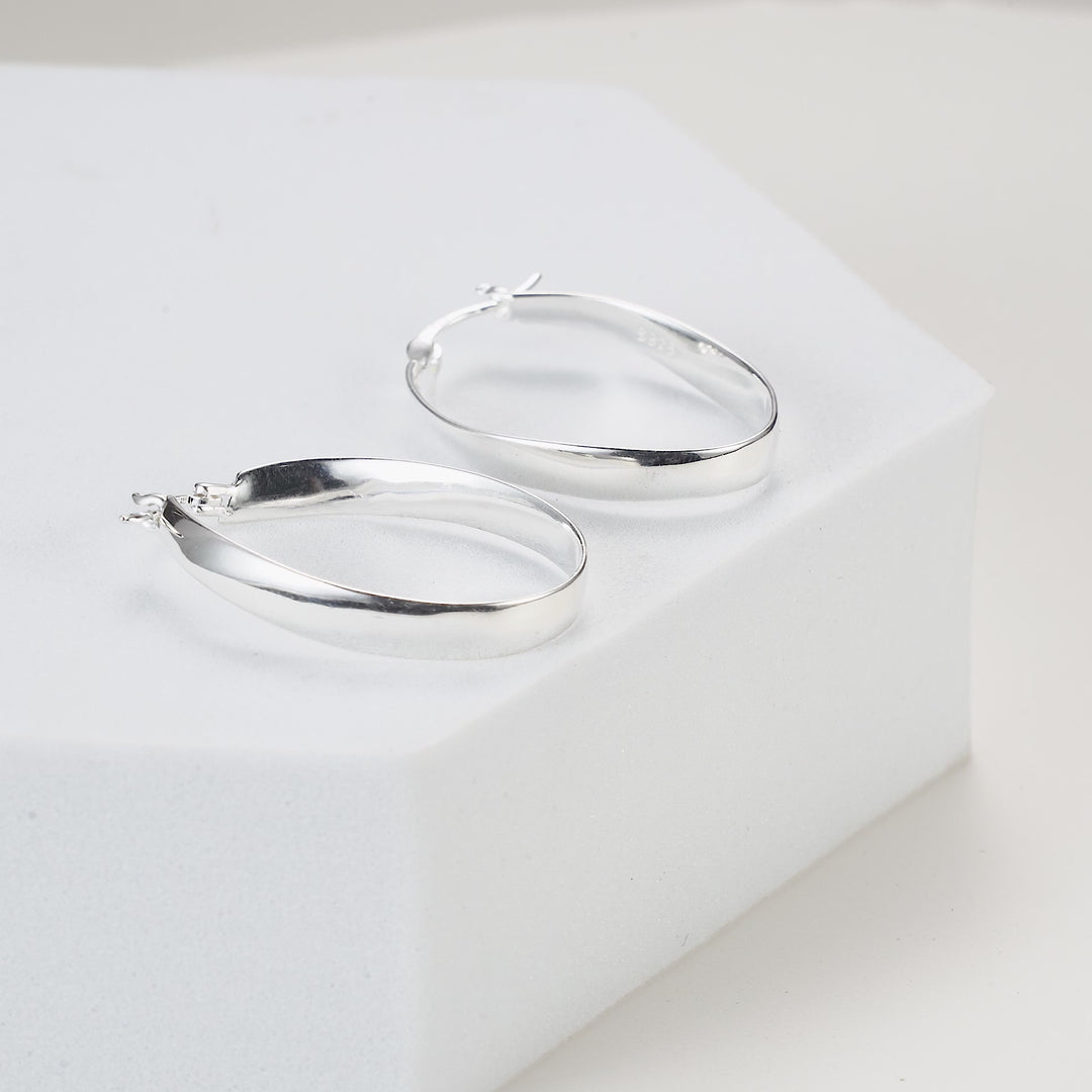 Sterling Silver 30mm Oval Hoop Earrings Video