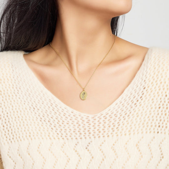 18k Gold Plated December Birth Flower Holly Berry Necklace with Card