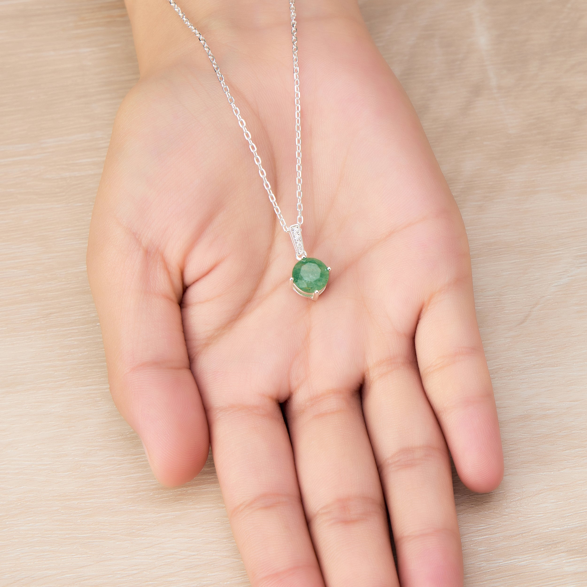 Sterling Silver Green Aventurine Gemstone Necklace