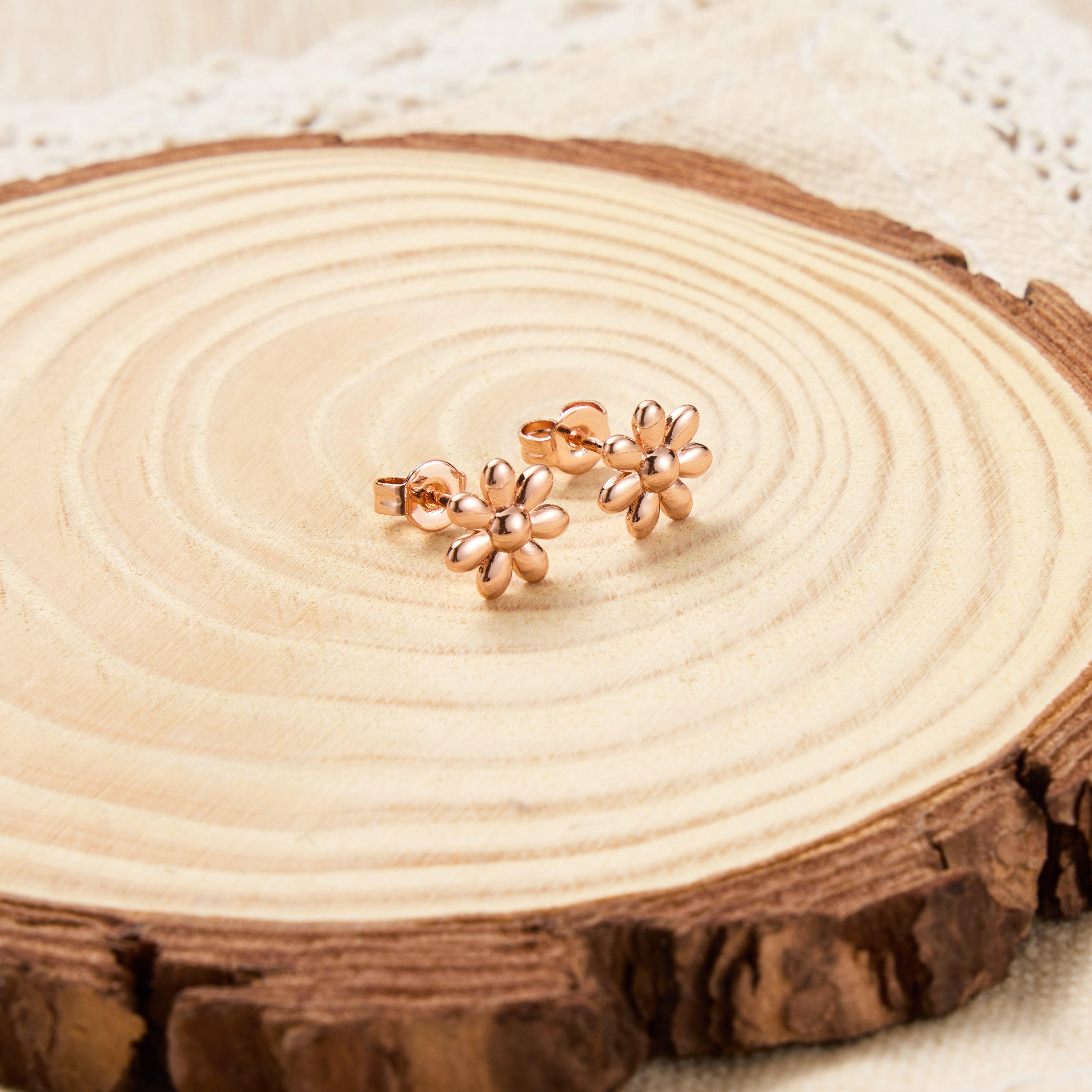 Rose Gold Plated Daisy Earrings