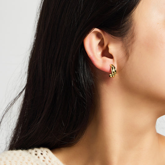 18k Gold Plated Kiss Hoop Earrings