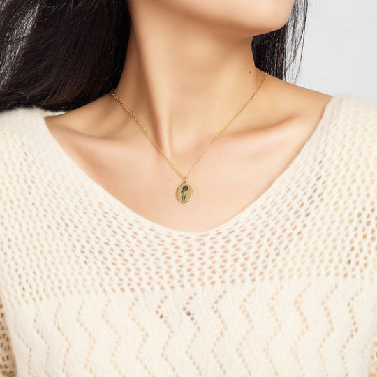 18k Gold Plated April Birth Flower Daisy Necklace with Card