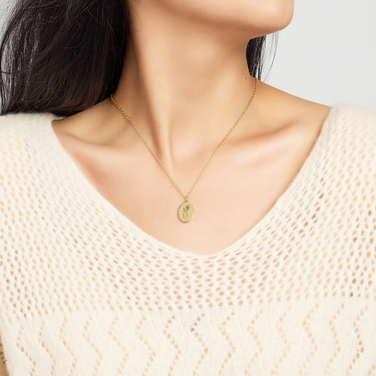 18k Gold Plated December Birth Flower Holly Berry Necklace with Card