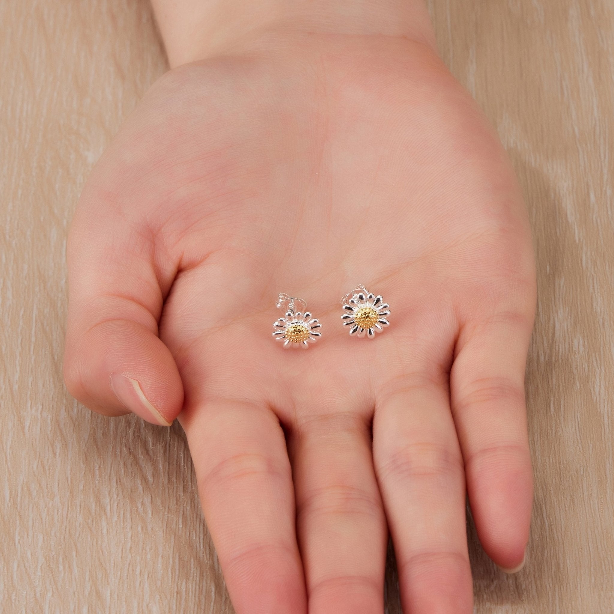 Daisy Stud Earrings - Philip Jones Jewellery