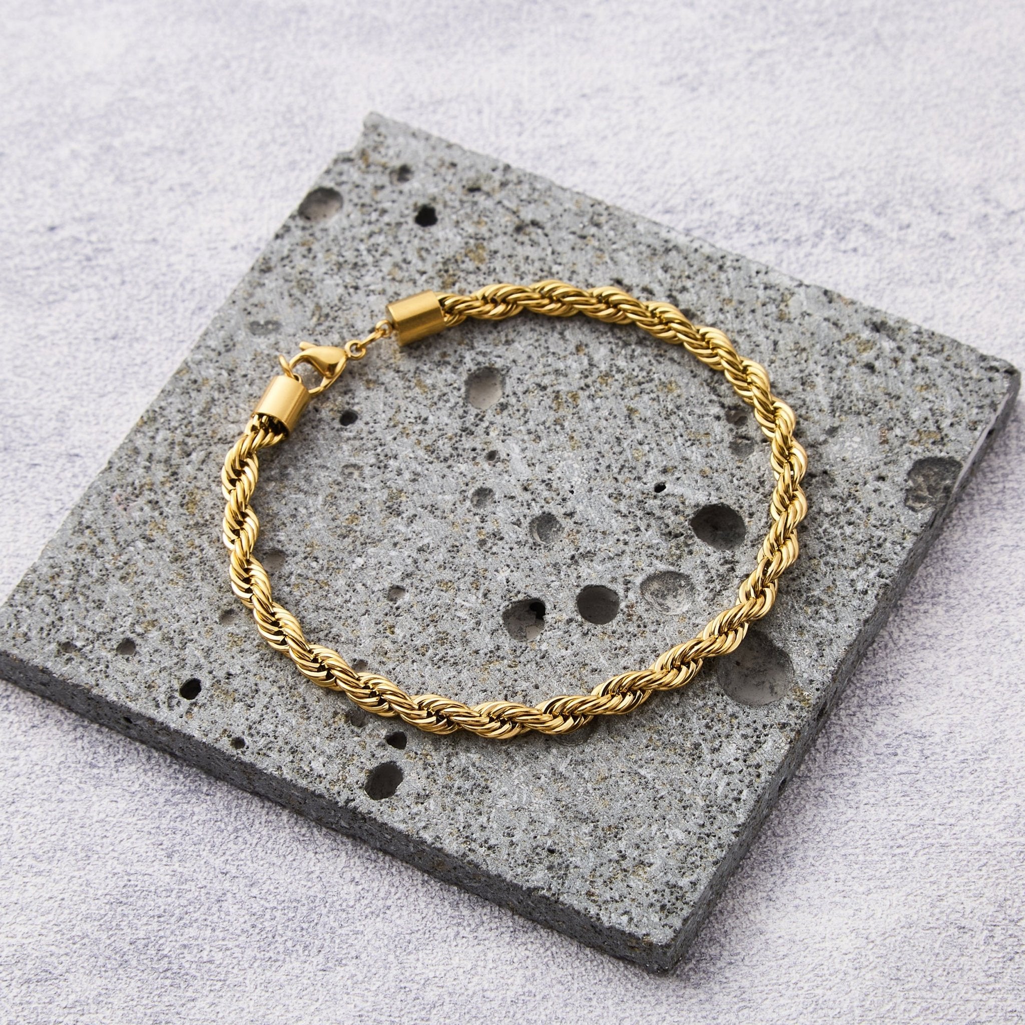 Men's 5.5mm Gold Plated Stainless Steel Diamond Cut Box Link Chain Necklace | H&J Jewelry | Lobster Clasp