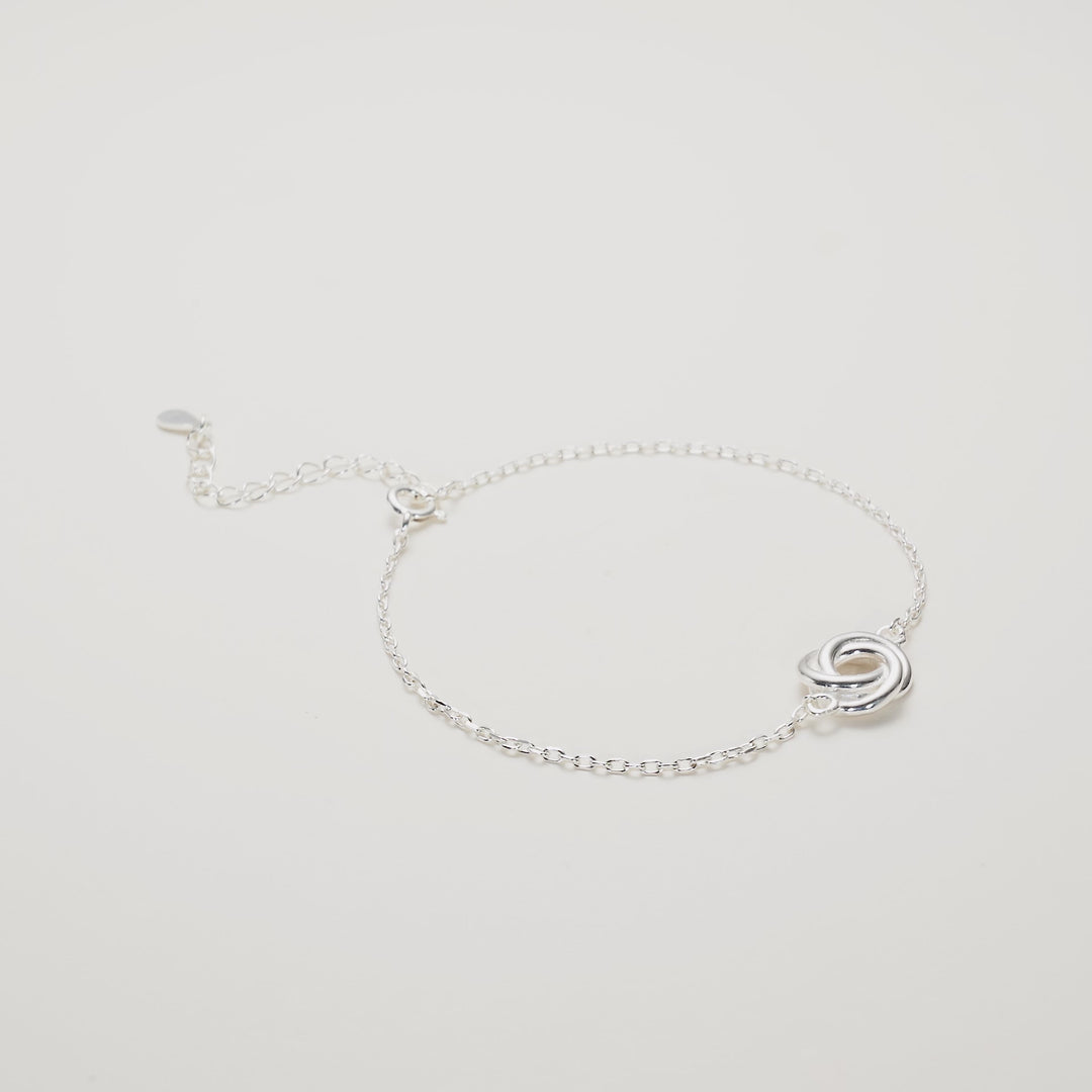 Sterling Silver Knot Bracelet