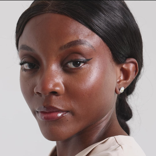Daisy Stud Earrings Video