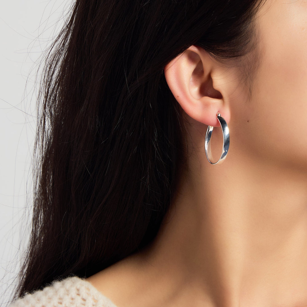 Silver Plated 30mm Oval Hoop Earrings - Philip Jones Jewellery