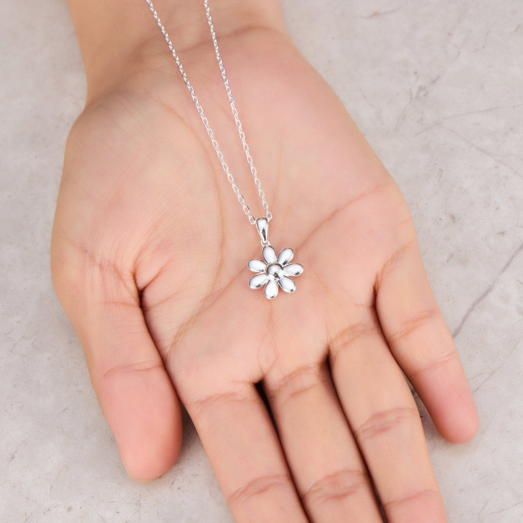 Silver Necklace for Women - Philip Jones Jewellery Collection 6 silver plated daisy necklace 683329