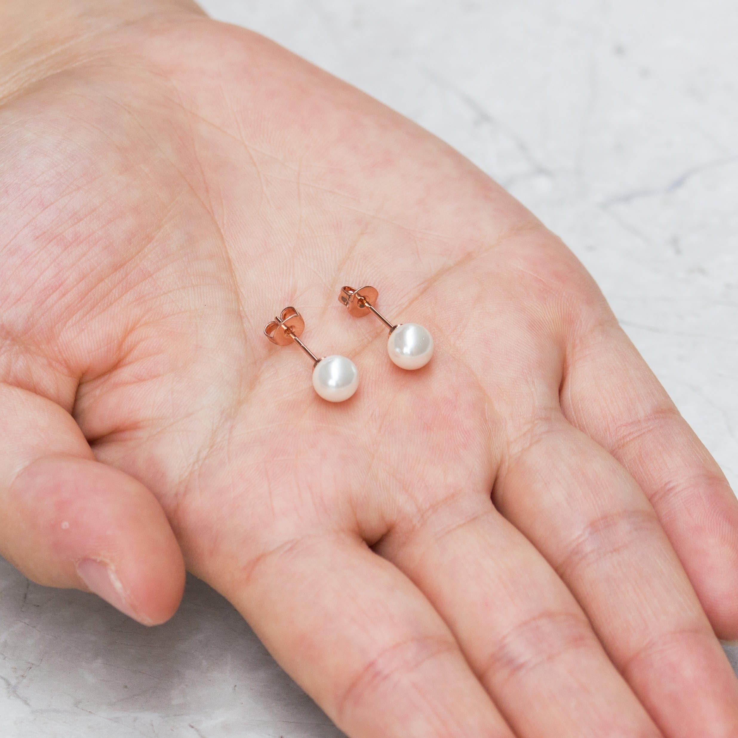 Rose Gold Plated Shell Pearl Earrings