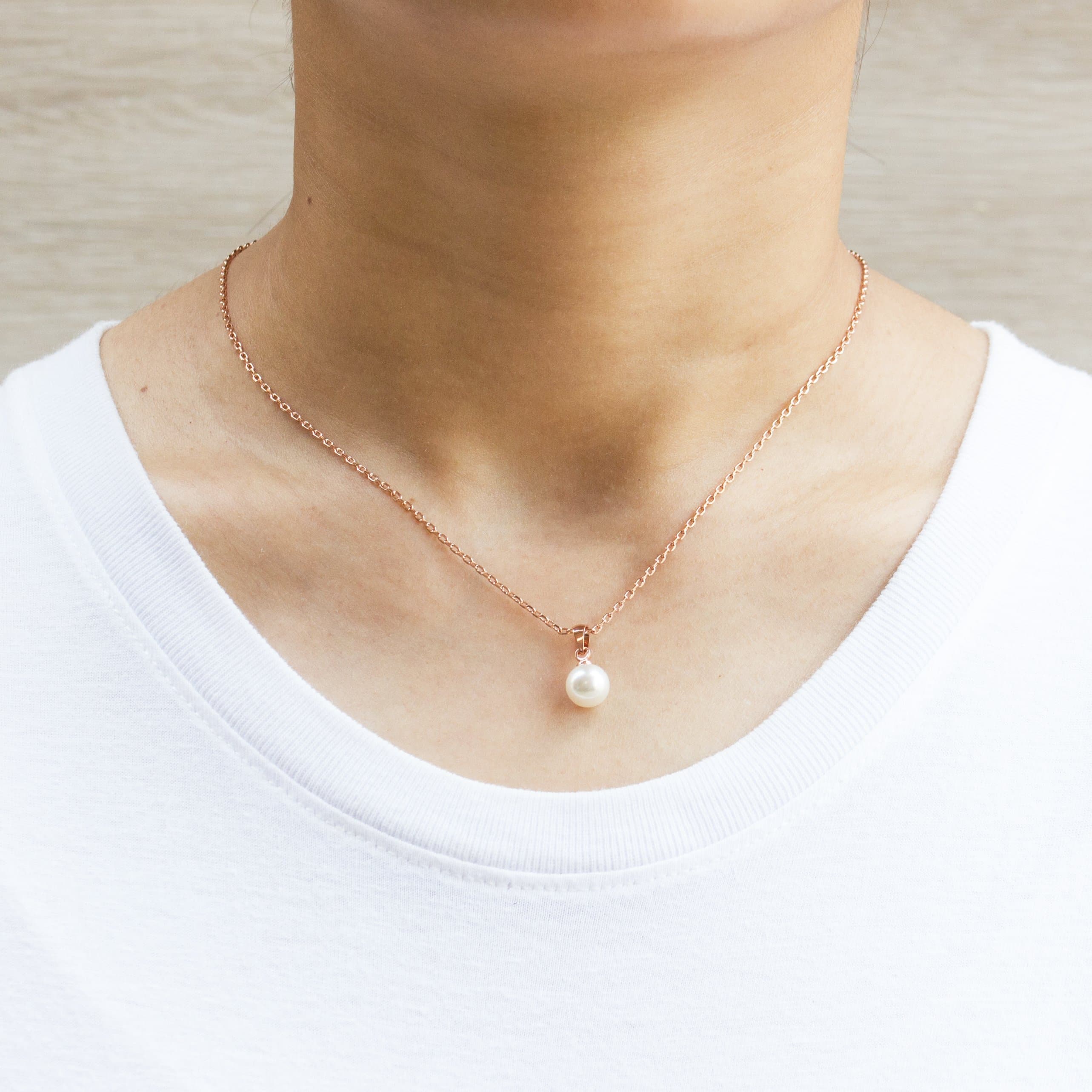 Rose Gold Plated Shell Pearl Necklace