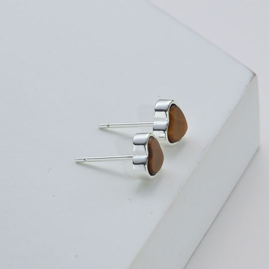 Tiger's Eye Heart Stud Earrings Video