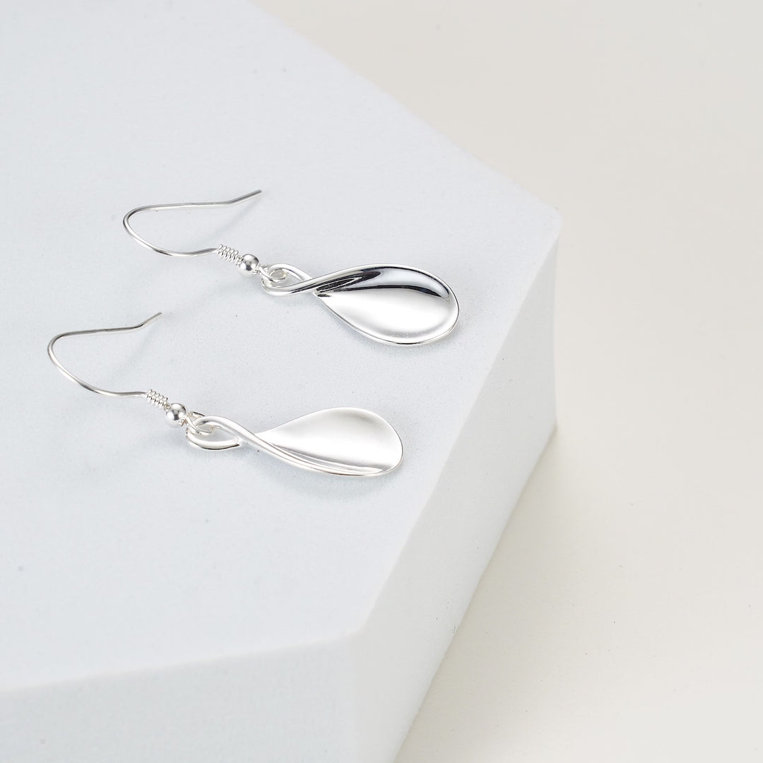 Sterling Silver Infinity Curve Earrings Video