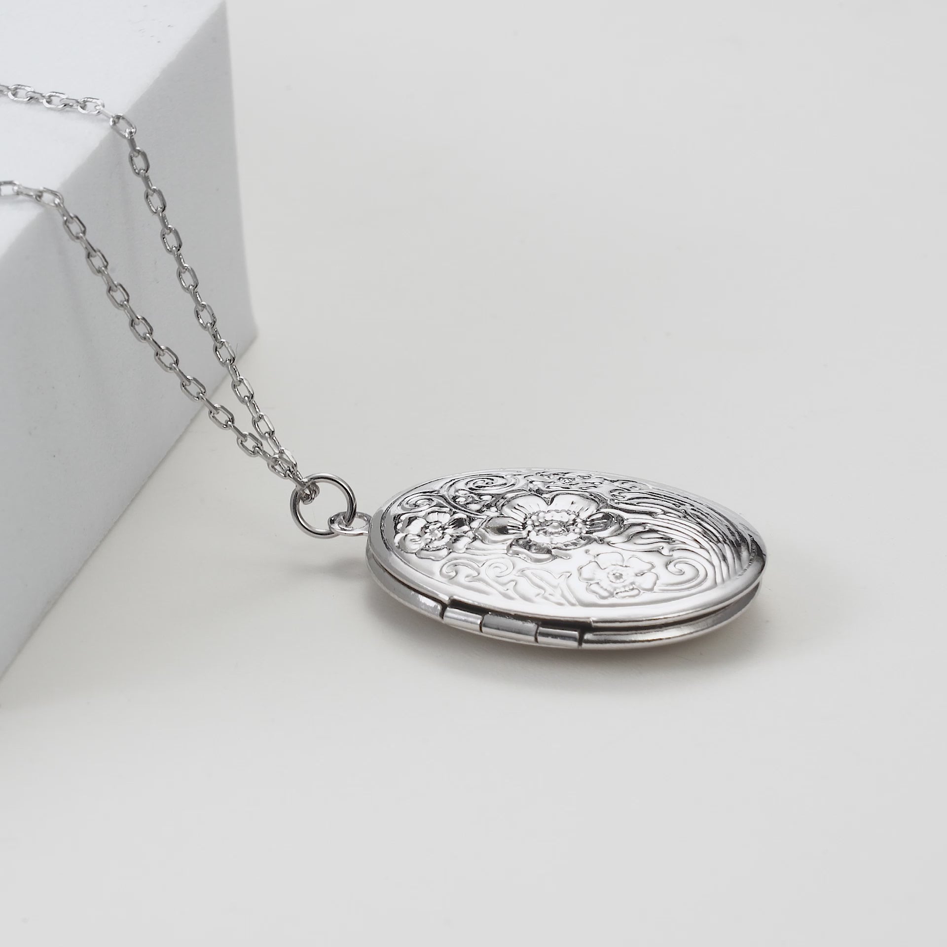 Silver Plated Oval Locket Video