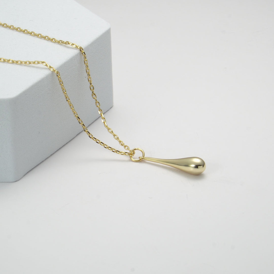 Gold Plated Teardrop Necklace Video