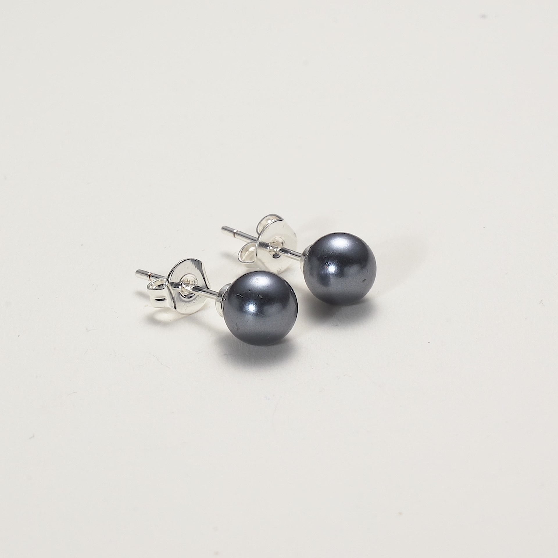 Grey Shell Pearl Earrings Video