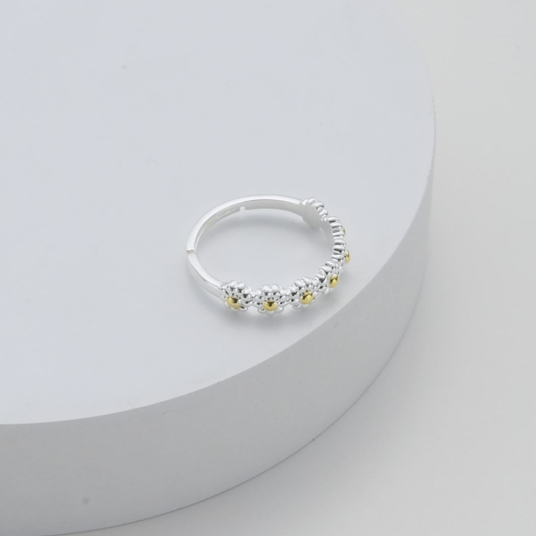 Adjustable Daisy Chain Ring Video