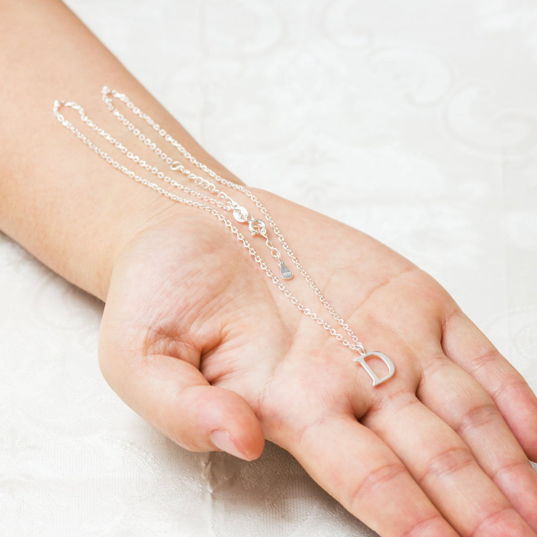 Philip Jones Collana girocollo in argento Sterling con perla d'acqua dolce : Philip Jones Philip Jones Collana girocollo in argento Sterling con perla d'acqua dolce : Philip Jones